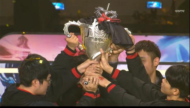 全线开花状态复苏，TES 2-1 RNG取得两连胜